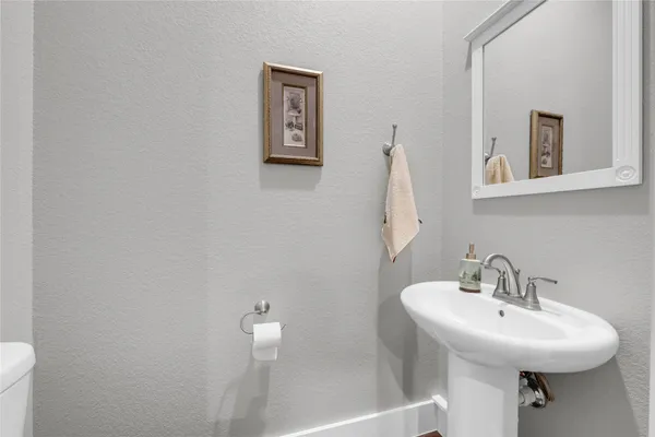 $315,000 | 100 Thomas Cove North, Burnet, TX 78611