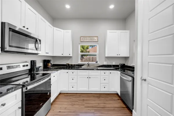 $315,000 | 100 Thomas Cove North, Burnet, TX 78611