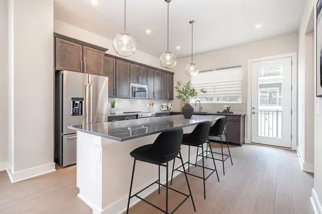 $607,000 | 716 41st Avenue North, Nashville, TN 37209