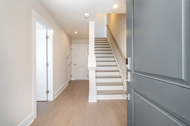 $607,000 | 716 41st Avenue North, Nashville, TN 37209