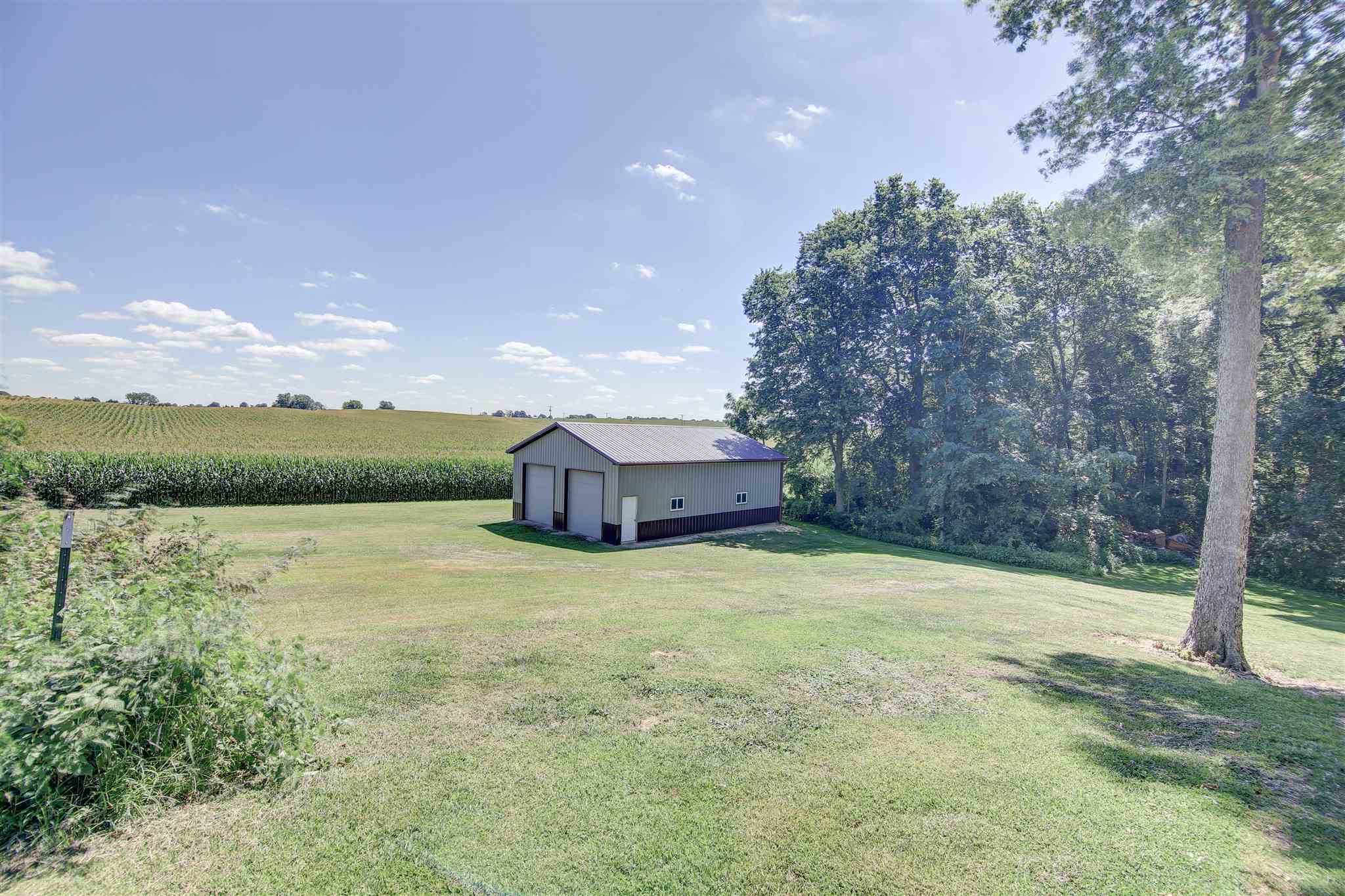 16056 Elston Road Fulton, IL 61252 - Photo 3 of 28 Gallery Image 3