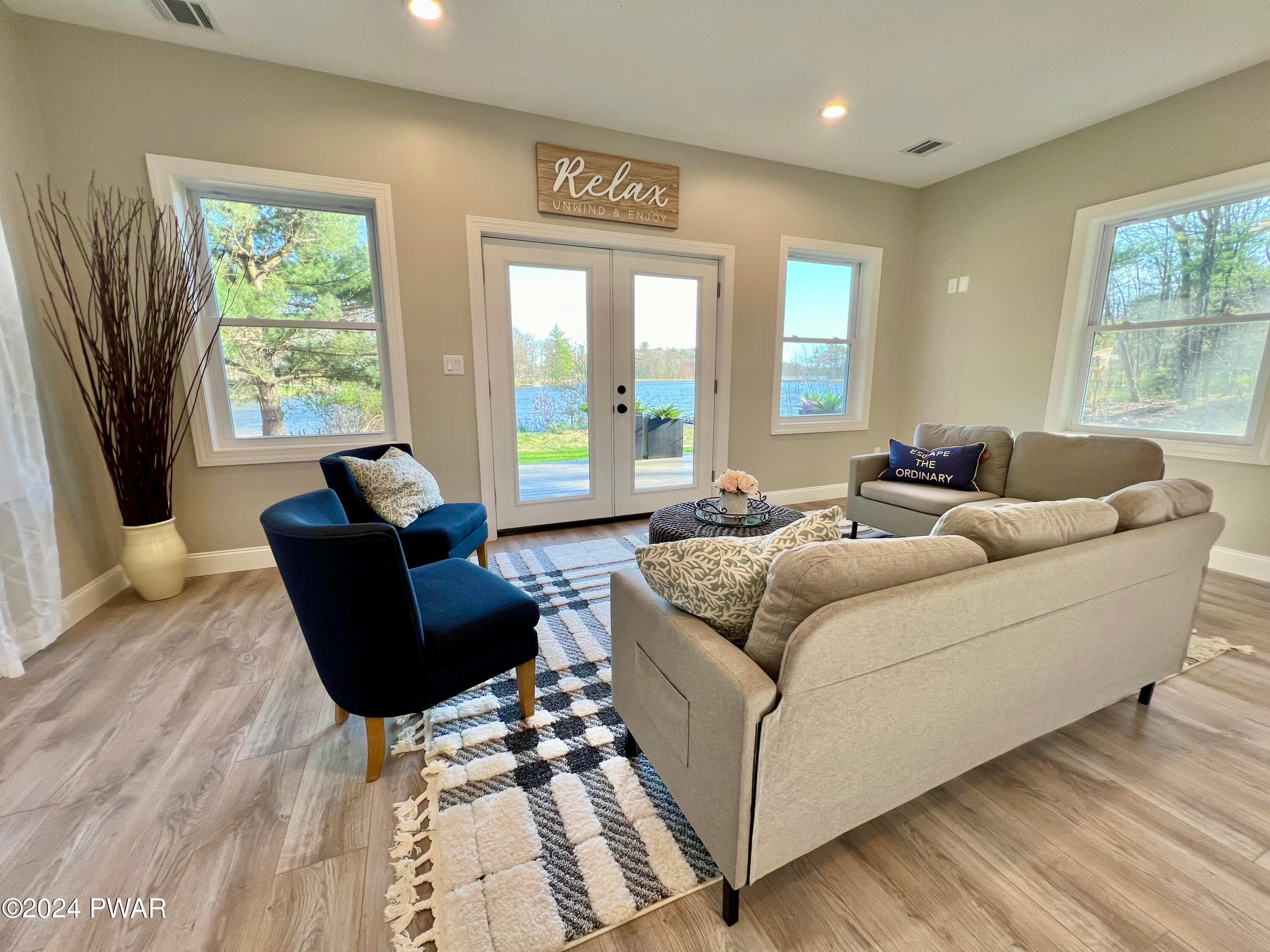 194 Aspen Road Dingmans Ferry, PA 18328 - Photo 13 of 29 lounge