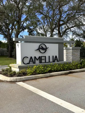 a view of a hallway with closet