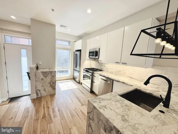 $750,000 | 2023 Kimball Street, Philadelphia, PA 19146