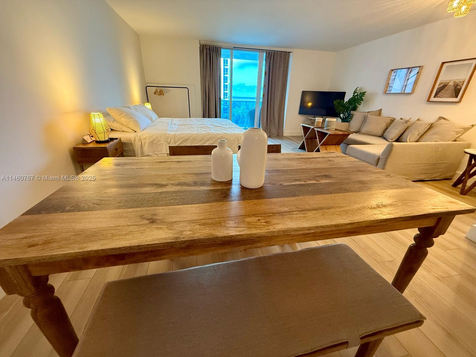 2301 Collins Avenue, Unit 1121 Miami Beach, FL 33139 - Photo 8 of 17