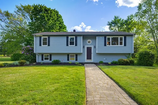 $559,000 | 205 Brook Street, Rehoboth, MA 02769