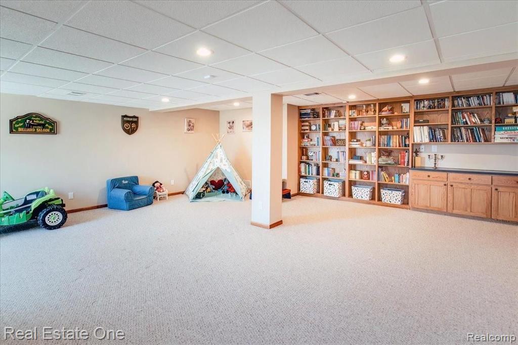 451 Lake Forest Road Rochester Hills, MI 48309 - Photo 58 of 97