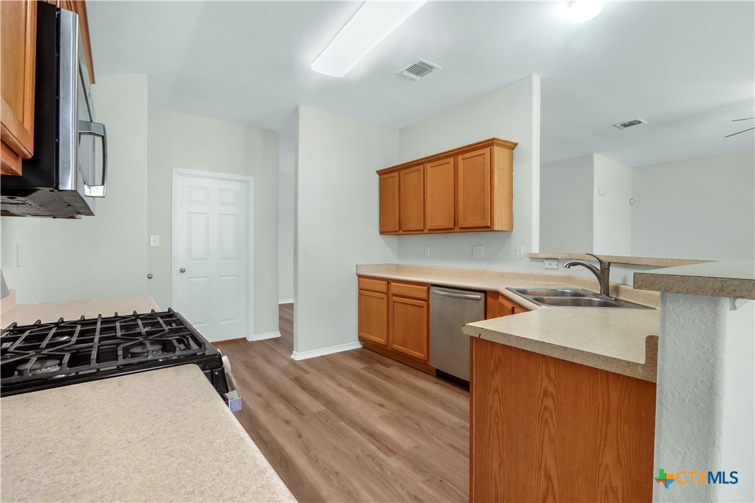 1217 Ruddy Duck New Braunfels, TX 78130 - Photo 12 of 25