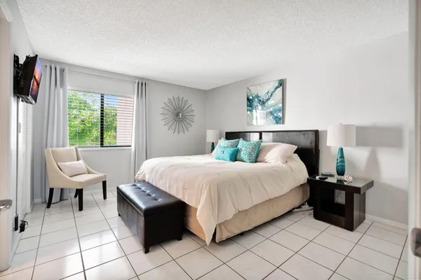 $4,300 | 1605 Highway 1, Unit V6205, Jupiter, FL 33477