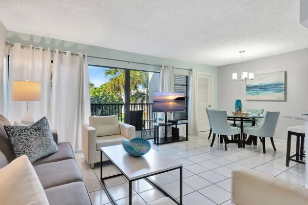 $4,300 | 1605 Highway 1, Unit V6205, Jupiter, FL 33477