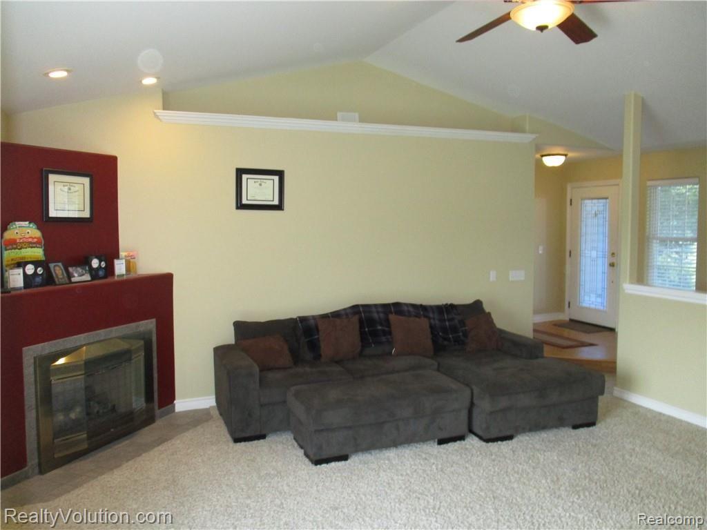 7032 East Richfield Road Davison, MI 48423 - Photo 26 of 33 IMG_0154 - Copy.JPG
