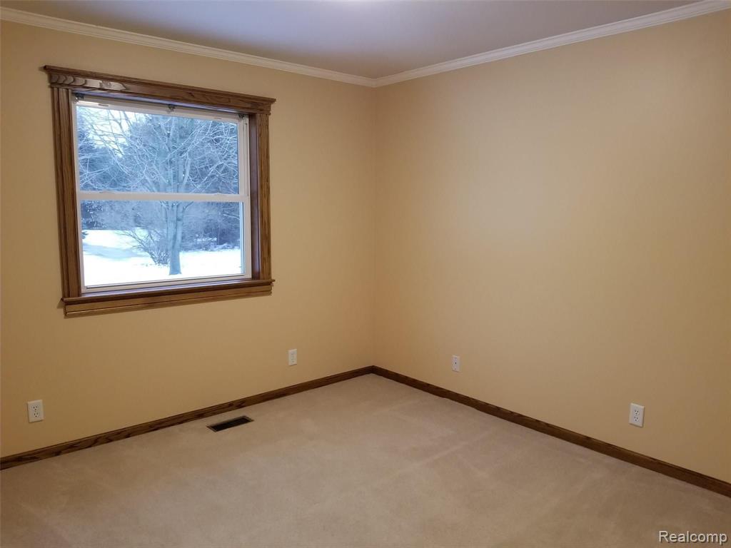 3960 West Coon Lake Road Howell, MI 48843 - Photo 23 of 40