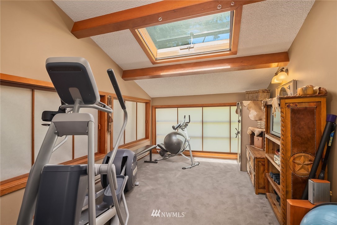 14461 Tiger Mountain Road Southeast Issaquah, WA 98027 - Photo 16 of 40 Gallery Image 16