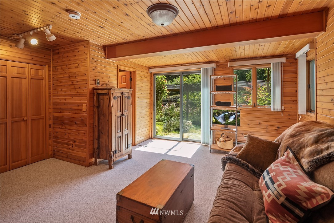 14461 Tiger Mountain Road Southeast Issaquah, WA 98027 - Photo 19 of 40 Gallery Image 19