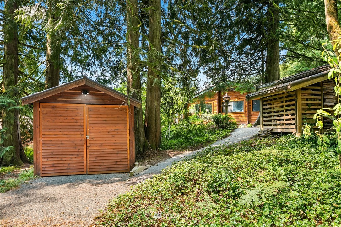 14461 Tiger Mountain Road Southeast Issaquah, WA 98027 - Photo 33 of 40 Gallery Image 33