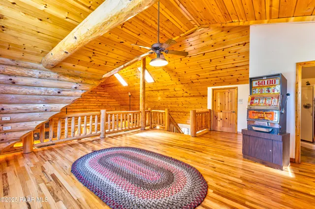 a view of a small yard