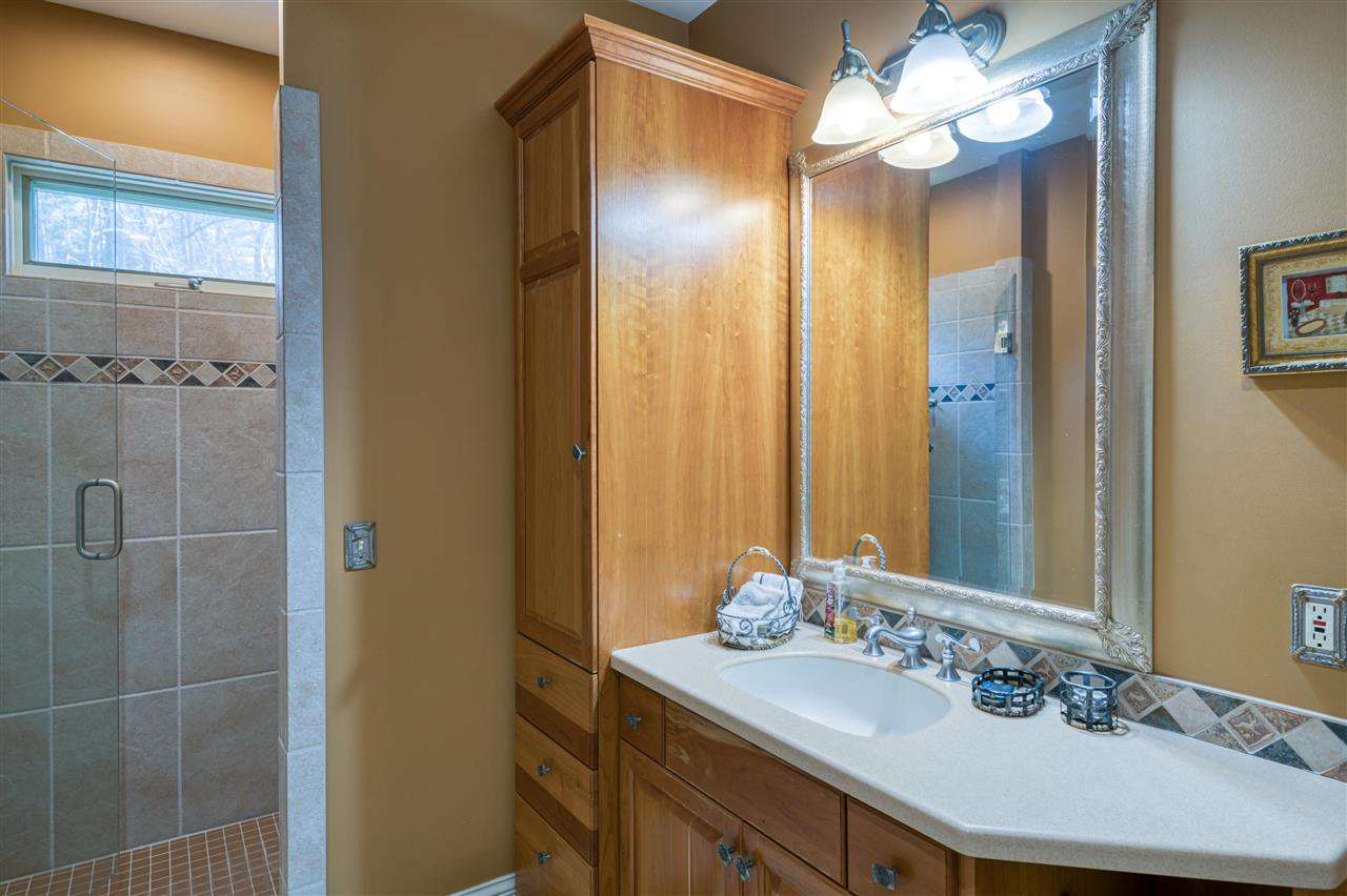 7201 Deepwater Point Road Williamsburg, MI 49690 - Photo 30 of 56 1888030-29.JPG