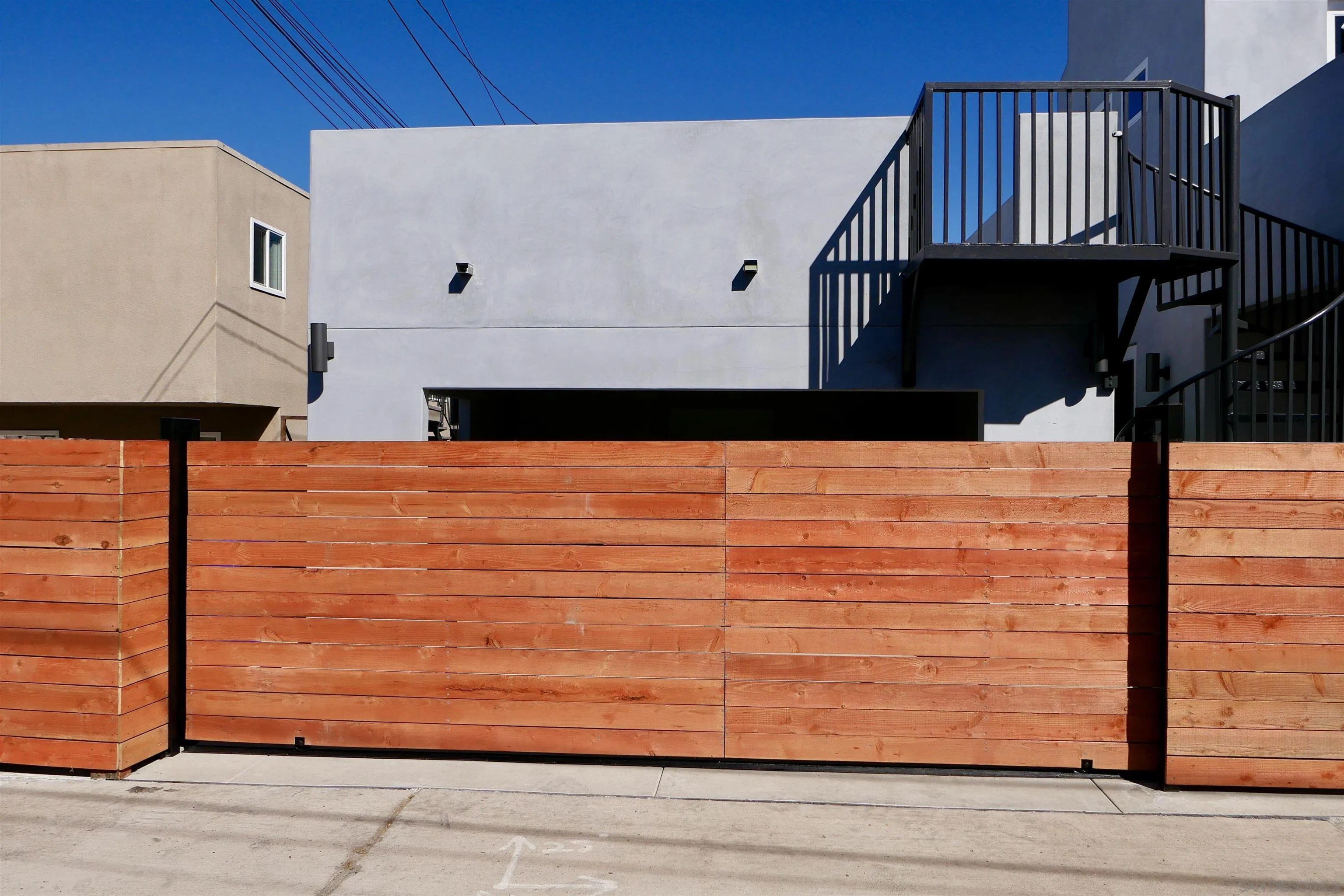 1776 Cable Street San Diego, CA 92107 - Photo 5 of 26 a view of stairs