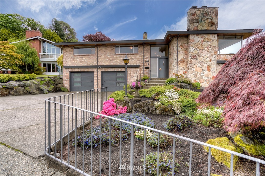 8600 Fauntlee Crest Southwest Seattle, WA 98136 - Photo 1 of 25