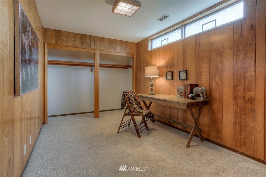 8600 Fauntlee Crest Southwest Seattle, WA 98136 - Photo 20 of 25