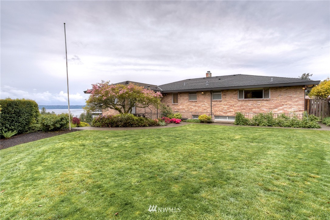 8600 Fauntlee Crest Southwest Seattle, WA 98136 - Photo 22 of 25