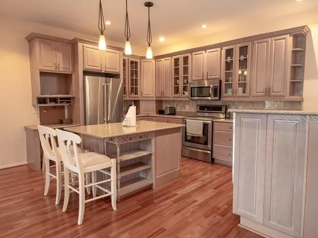 $4,400 | 101 8th Street, Belleair Beach, FL 33786