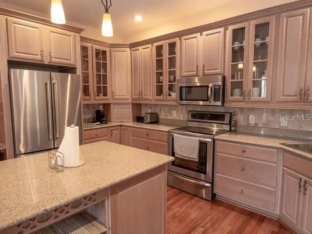 $4,400 | 101 8th Street, Belleair Beach, FL 33786