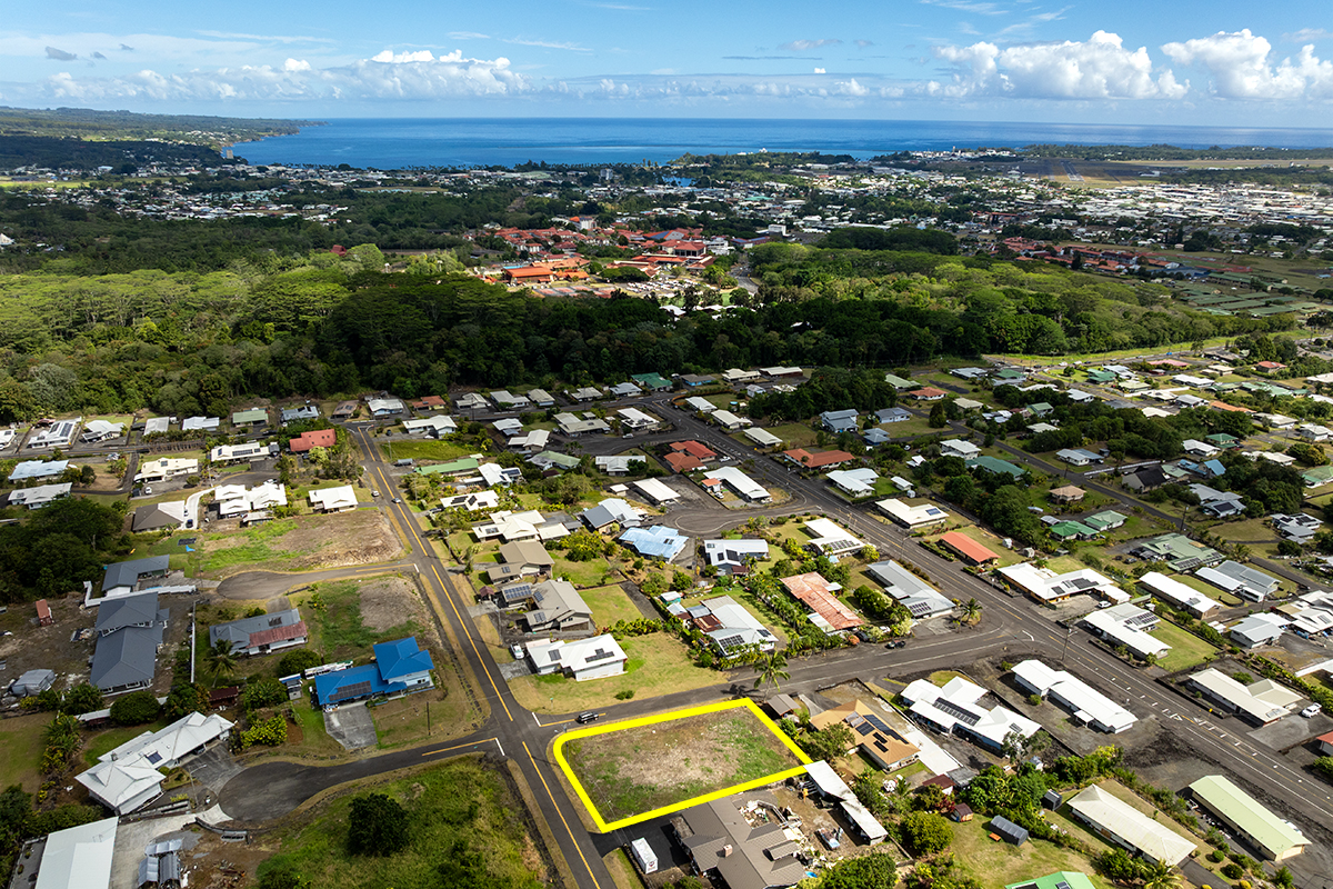 10 Lot Hilo, HI 96720 - Photo 14 of 14 a view of city and ocean