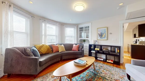 $9,995 | 30 Clay Street, Unit 3B, Cambridge, MA 02140