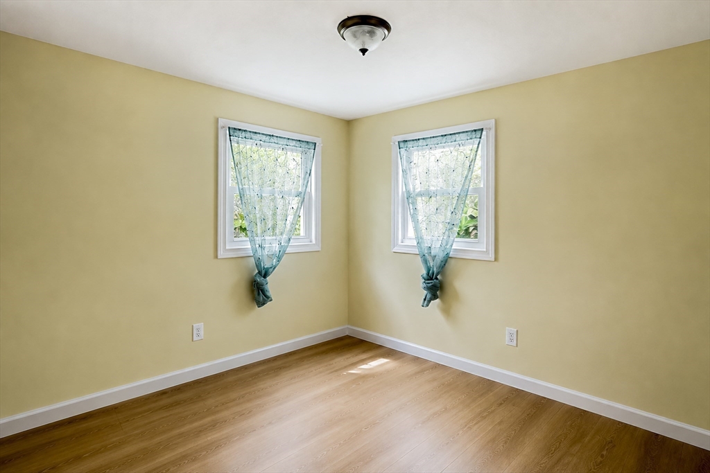 5 Elsie Road Brockton, MA 02302 - Photo 15 of 19