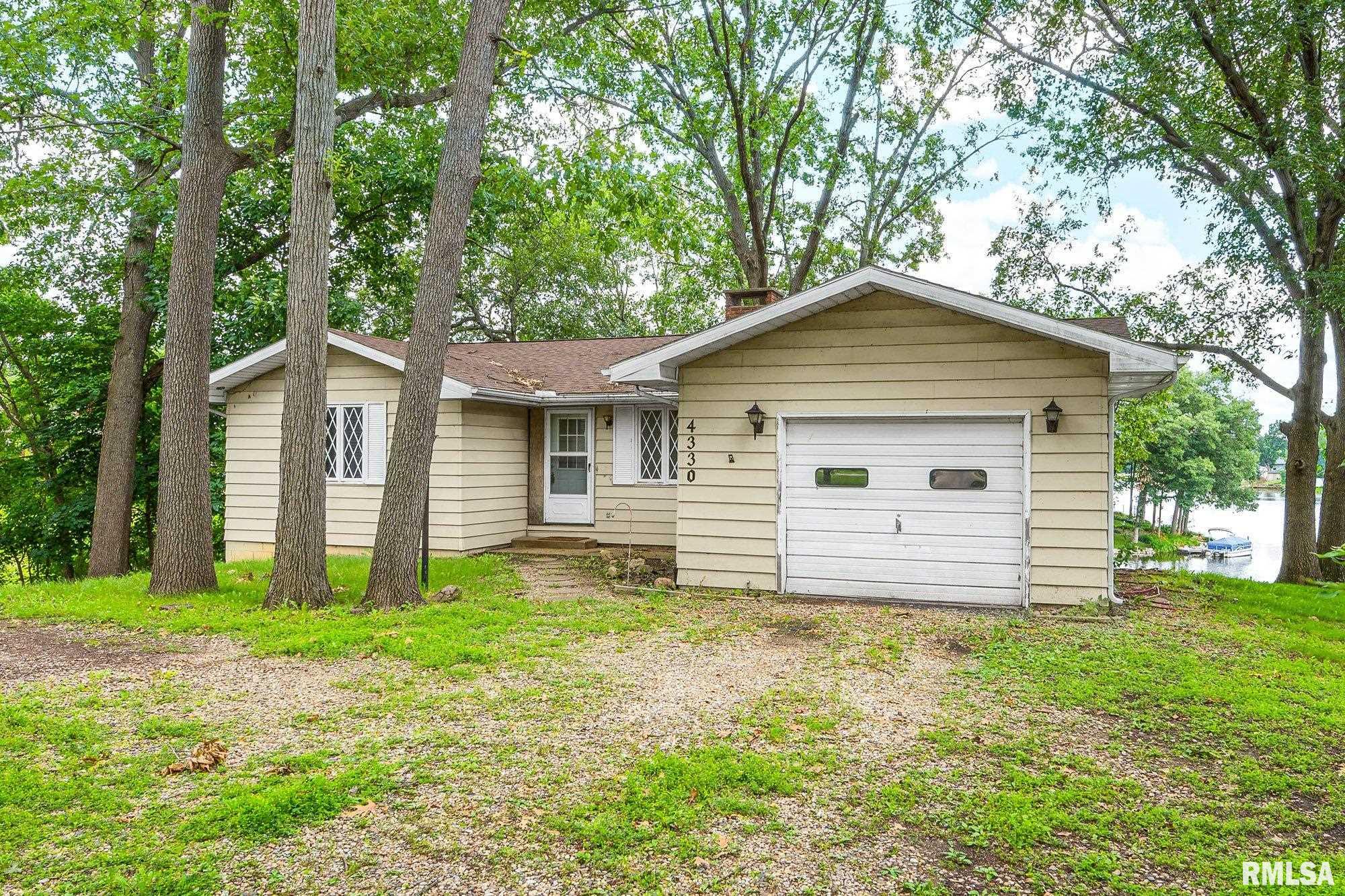 4330 South Banbury Cove Mapleton, IL 61547 - Photo 2 of 44