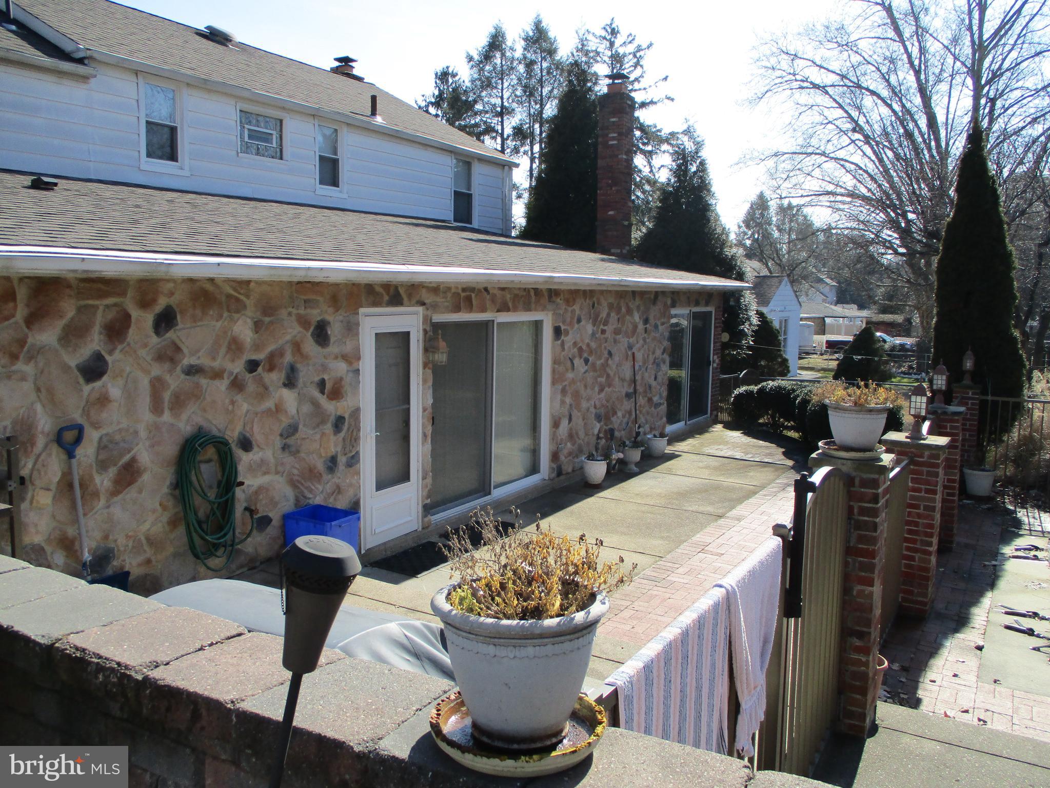1044 Welsh Road Philadelphia, PA 19115 - Photo 13 of 35