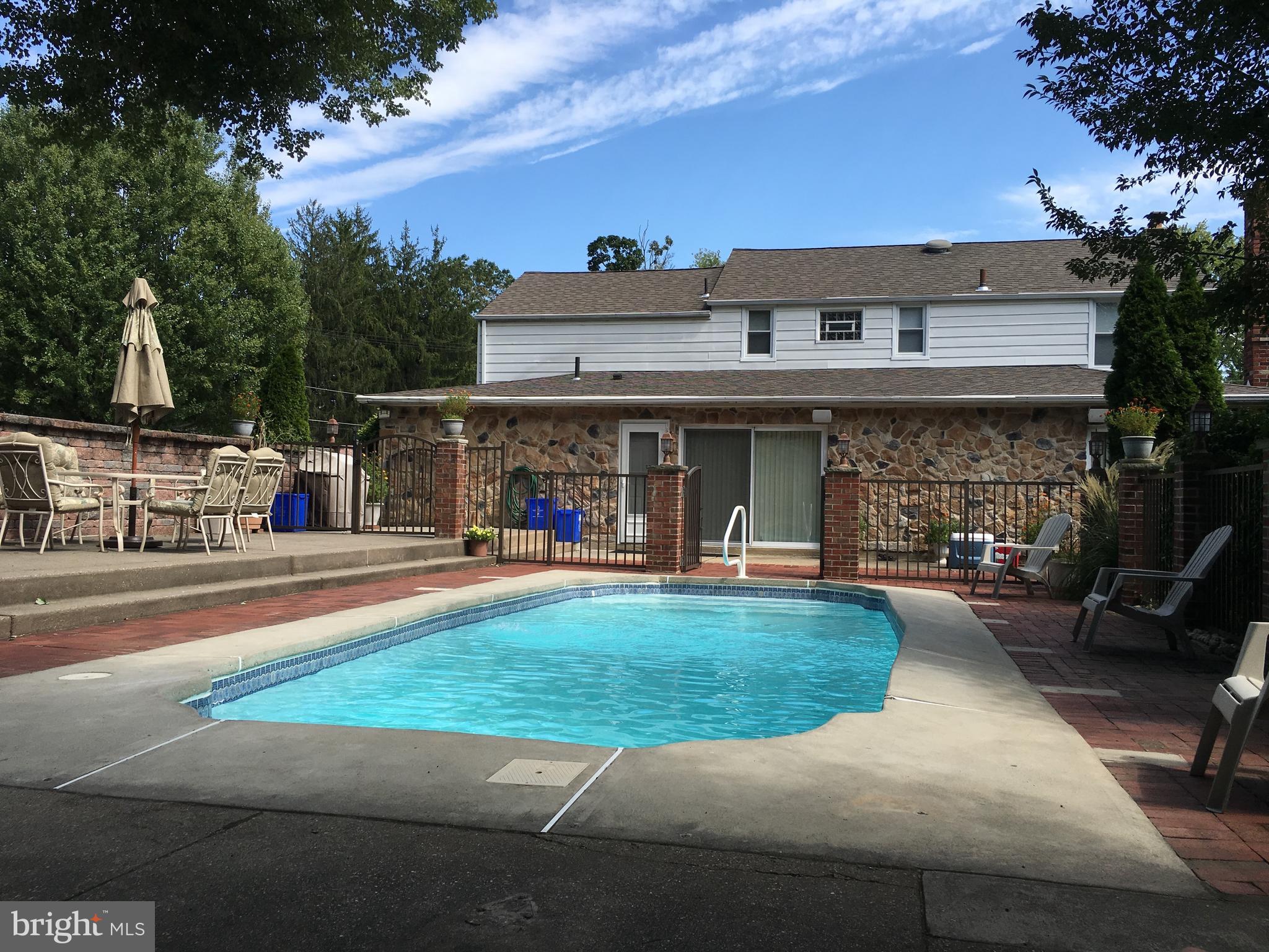 1044 Welsh Road Philadelphia, PA 19115 - Photo 16 of 35