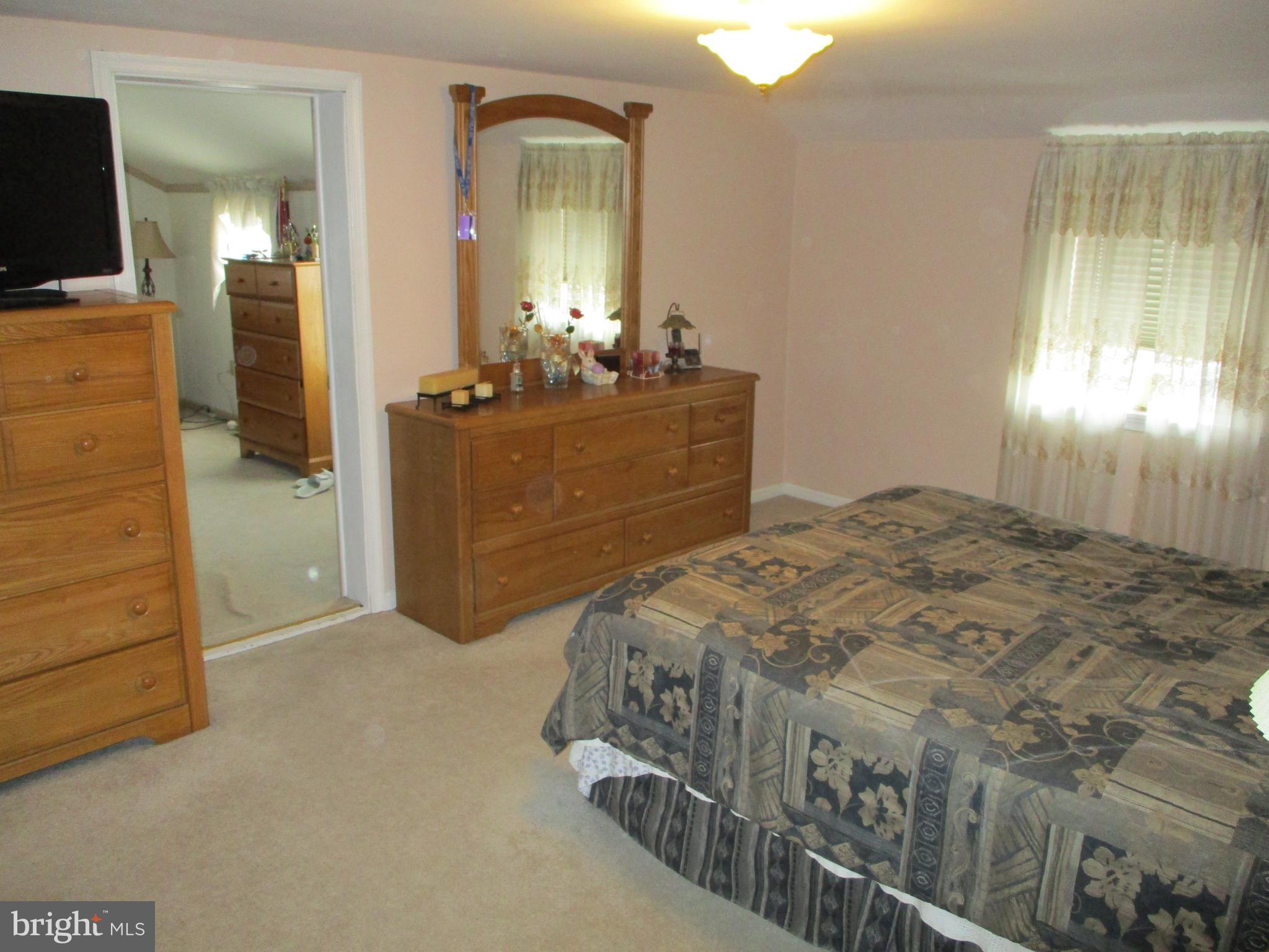 1044 Welsh Road Philadelphia, PA 19115 - Photo 28 of 35
