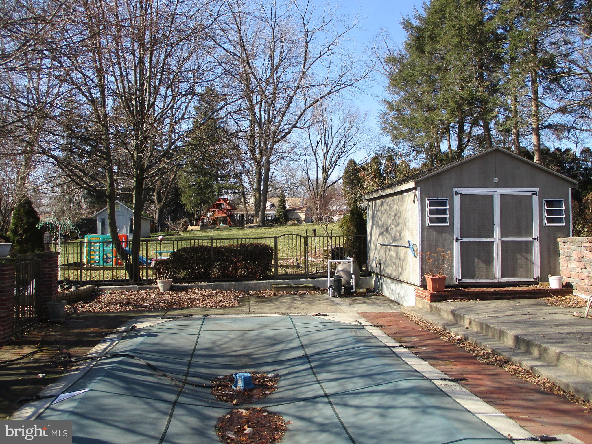 1044 Welsh Road Philadelphia, PA 19115 - Photo 6 of 35