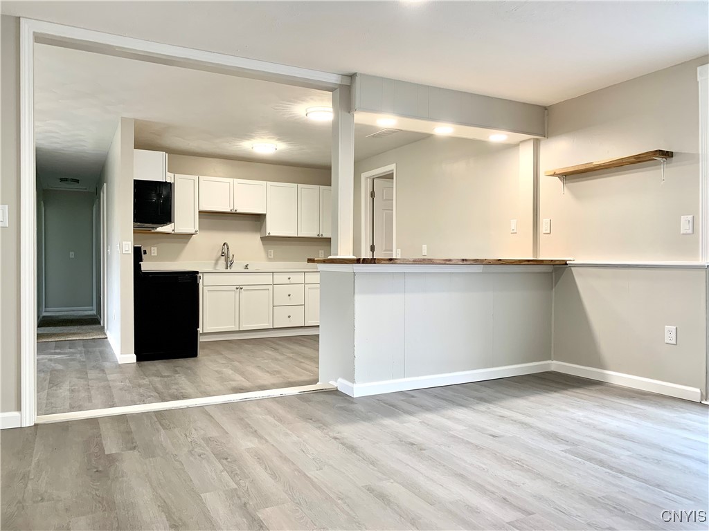 7928 Eisenhower Boulevard Cicero, NY 13030 - Photo 10 of 33