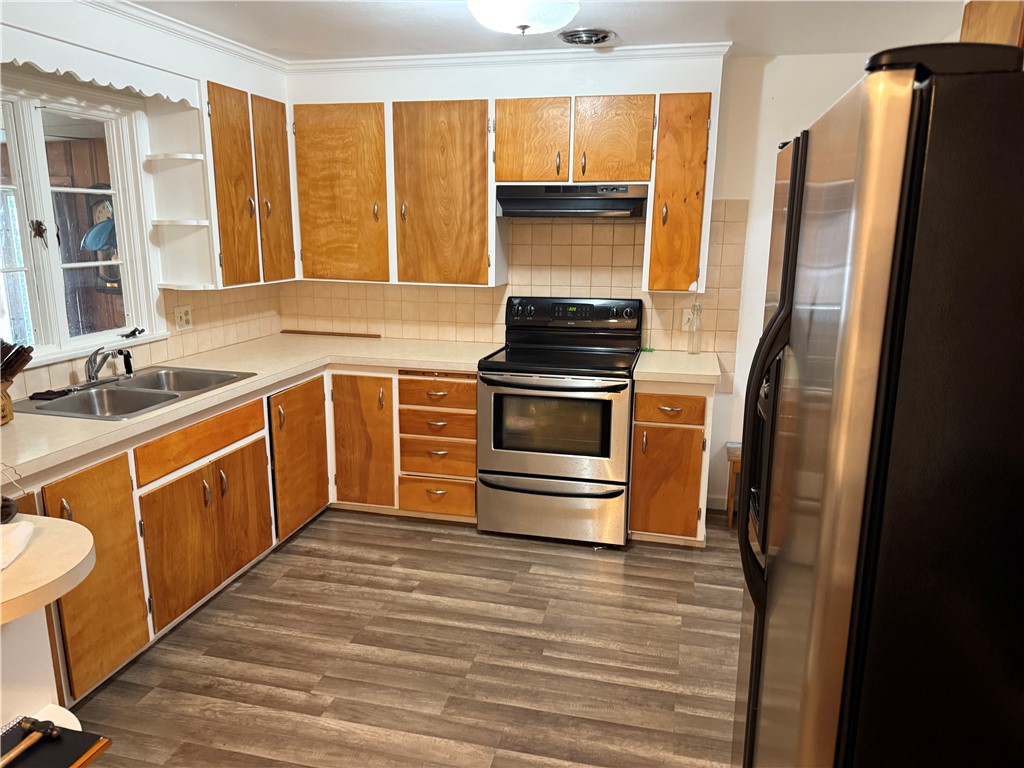 107 Long Meadow Drive Rochester, NY 14621 - Photo 7 of 10