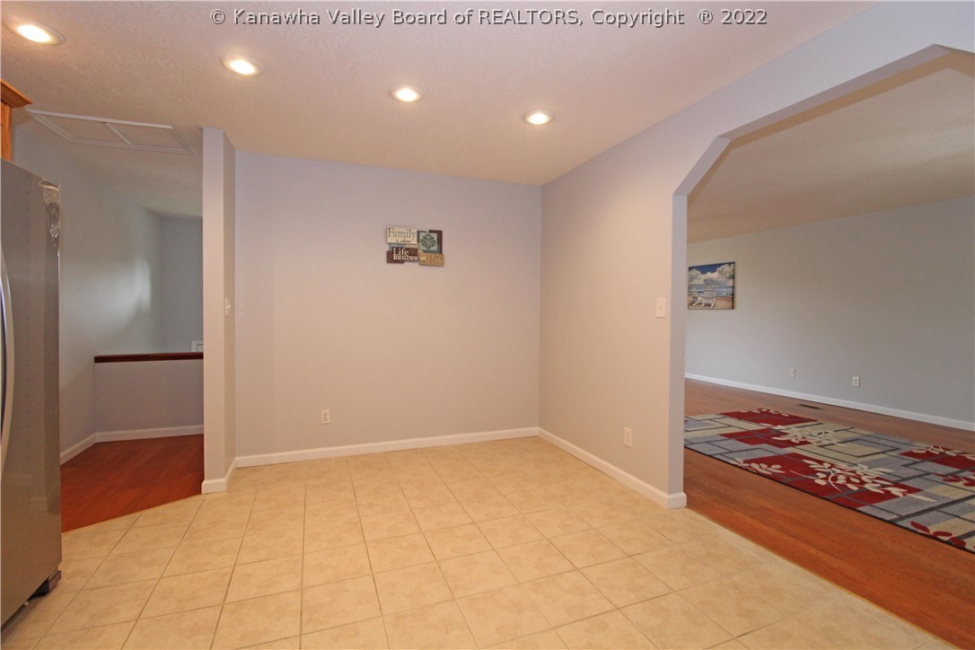 112 Ridgewood Forest St. Albans, WV 25177 - Photo 5 of 15 Gallery Image 5