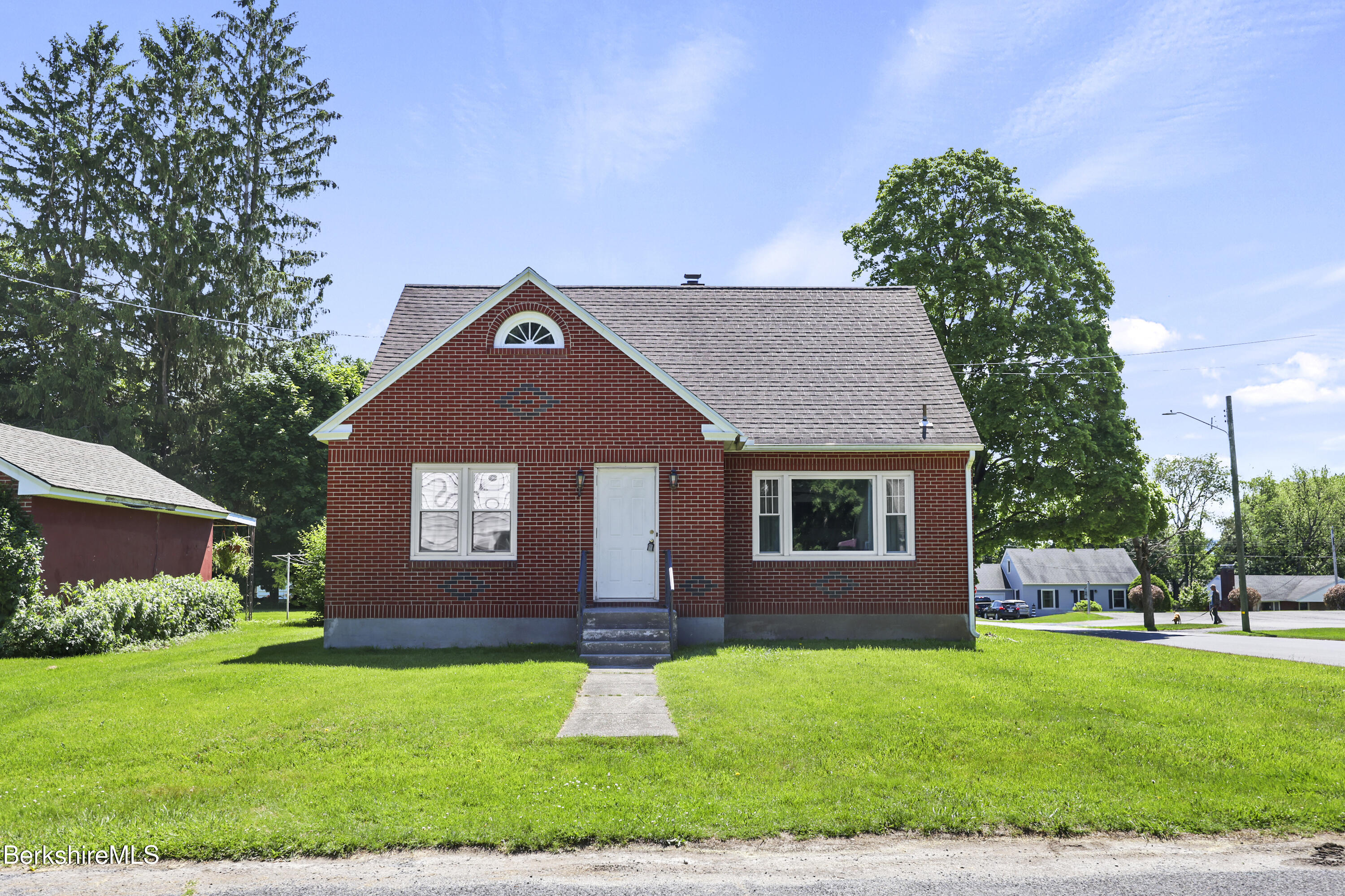 43 State Street Pittsfield, MA 01201 - Photo 3 of 42 Exterior Front