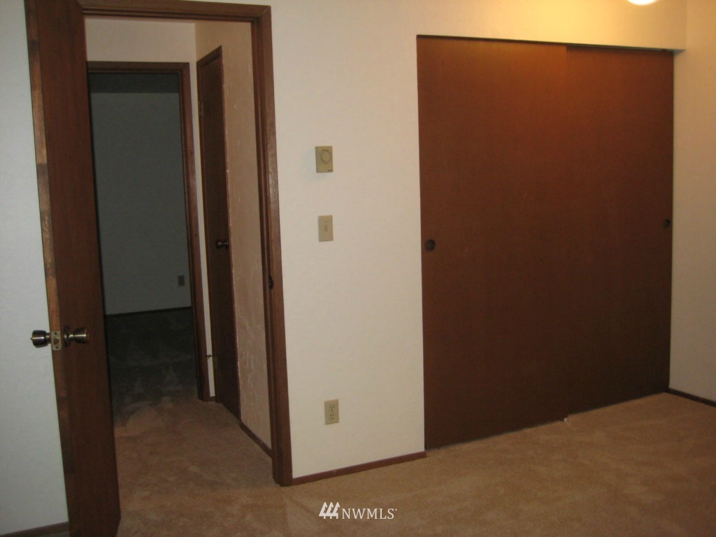 3827 Maple Avenue, Unit A&B Bremerton, WA 98310 - Photo 12 of 14 Gallery Image 12