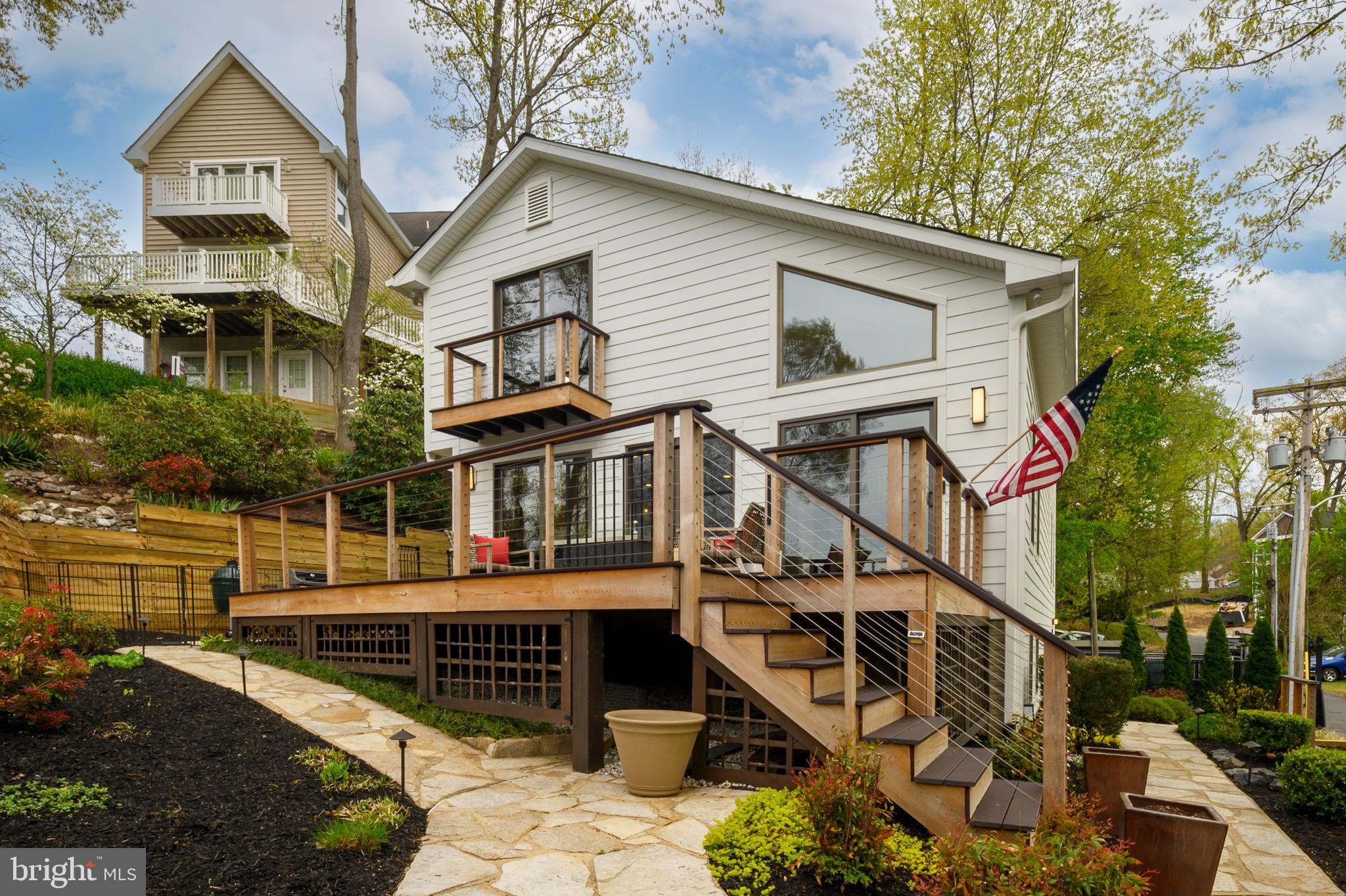 122 Shore Road Arnold, MD 21012 - Photo 5 of 70 Exterior Back (alt view)