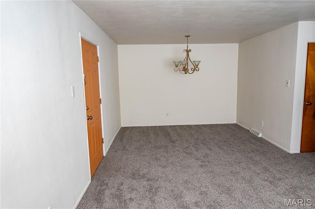 8331 Duryea Avenue Jennings, MO 63136 - Photo 8 of 17