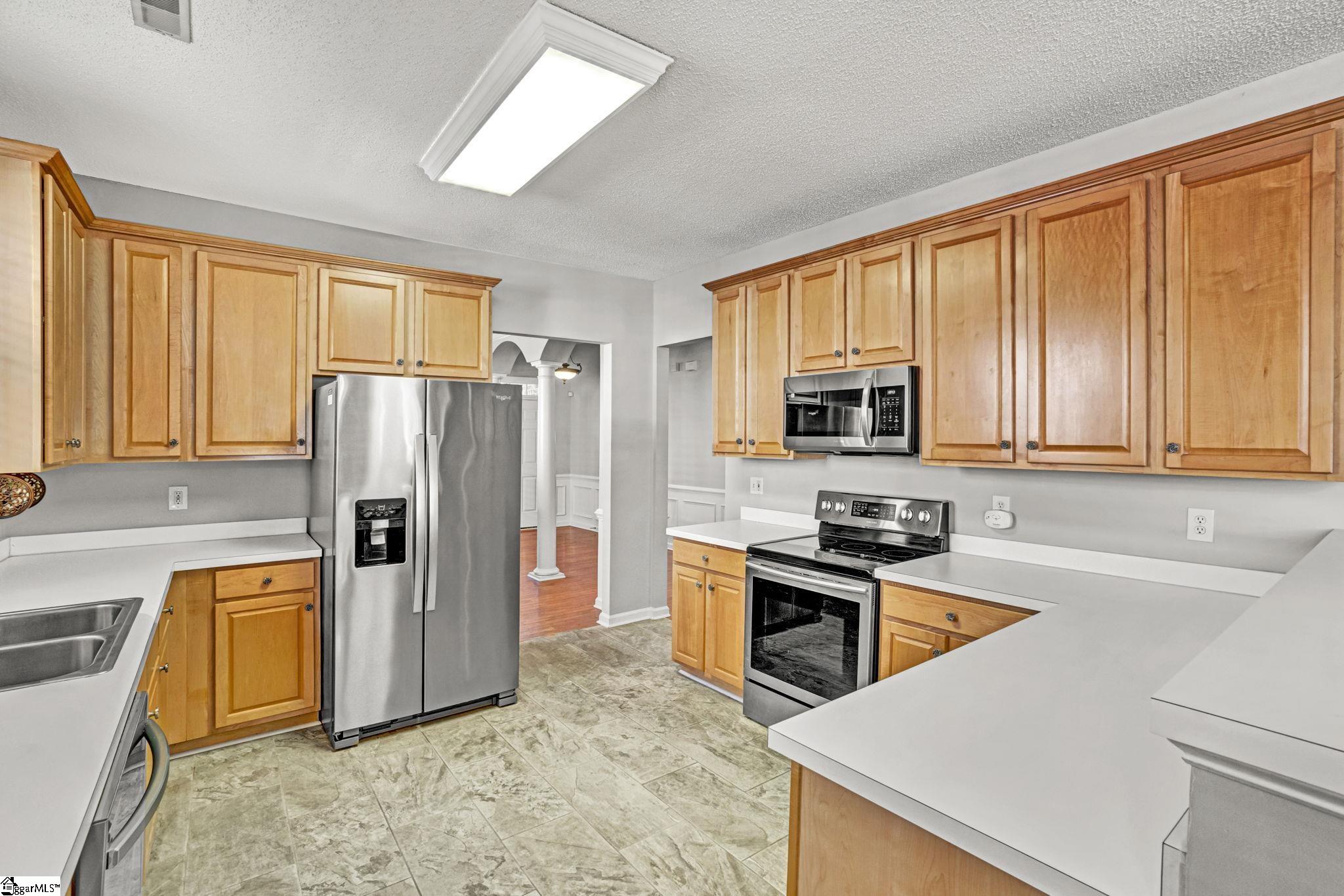 111 Lansfair Way Greenville, SC 29607 - Photo 13 of 42