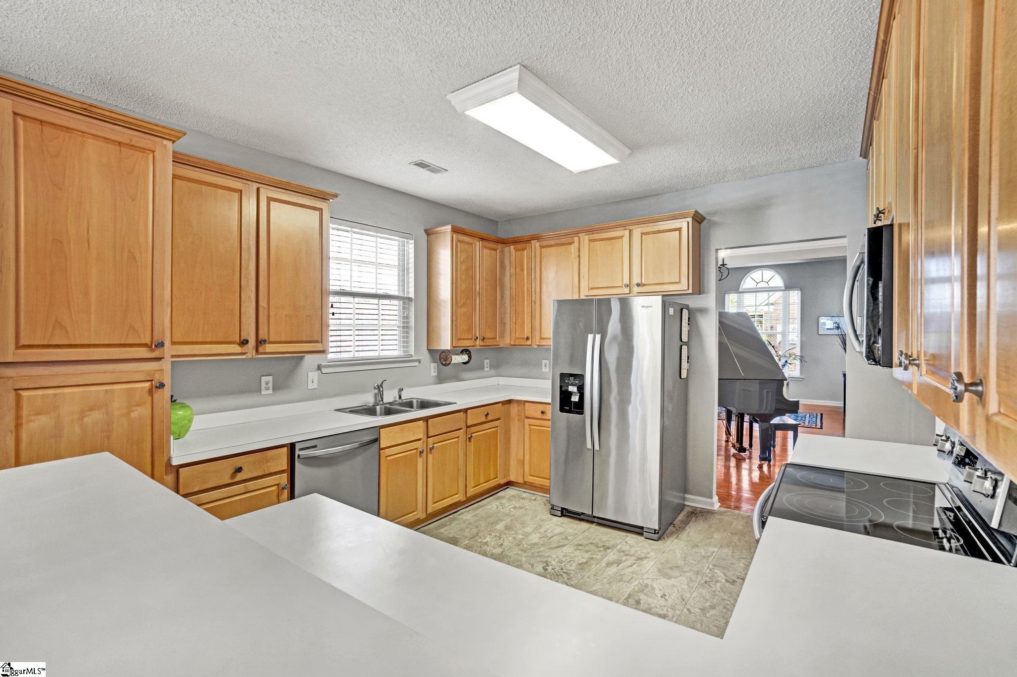 111 Lansfair Way Greenville, SC 29607 - Photo 14 of 42