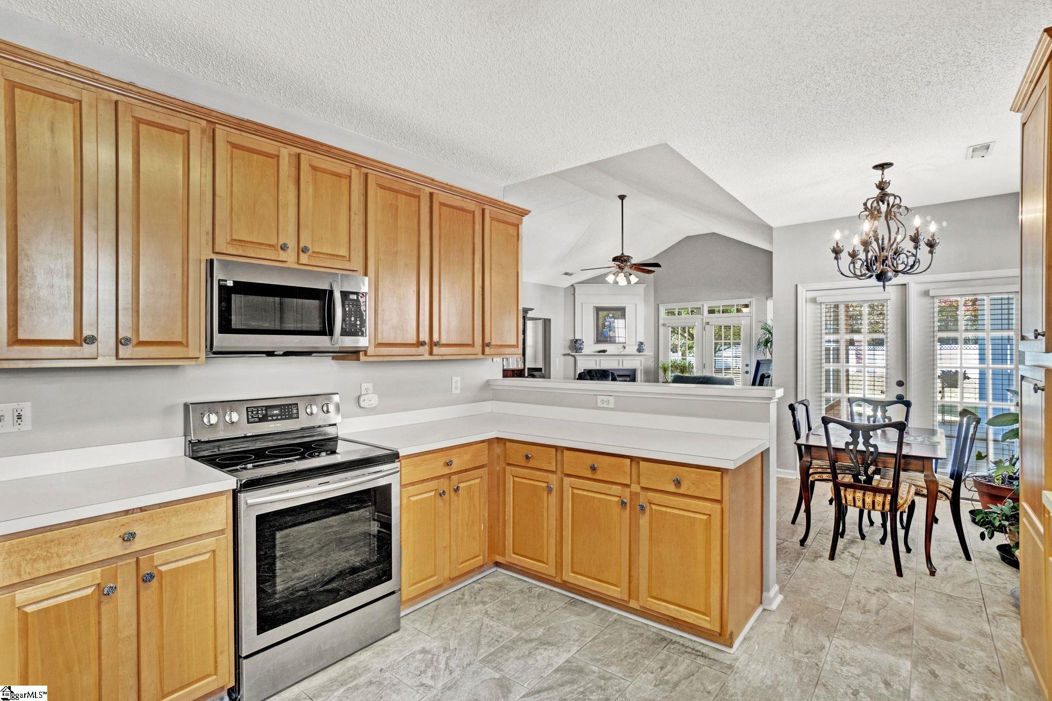 111 Lansfair Way Greenville, SC 29607 - Photo 16 of 42