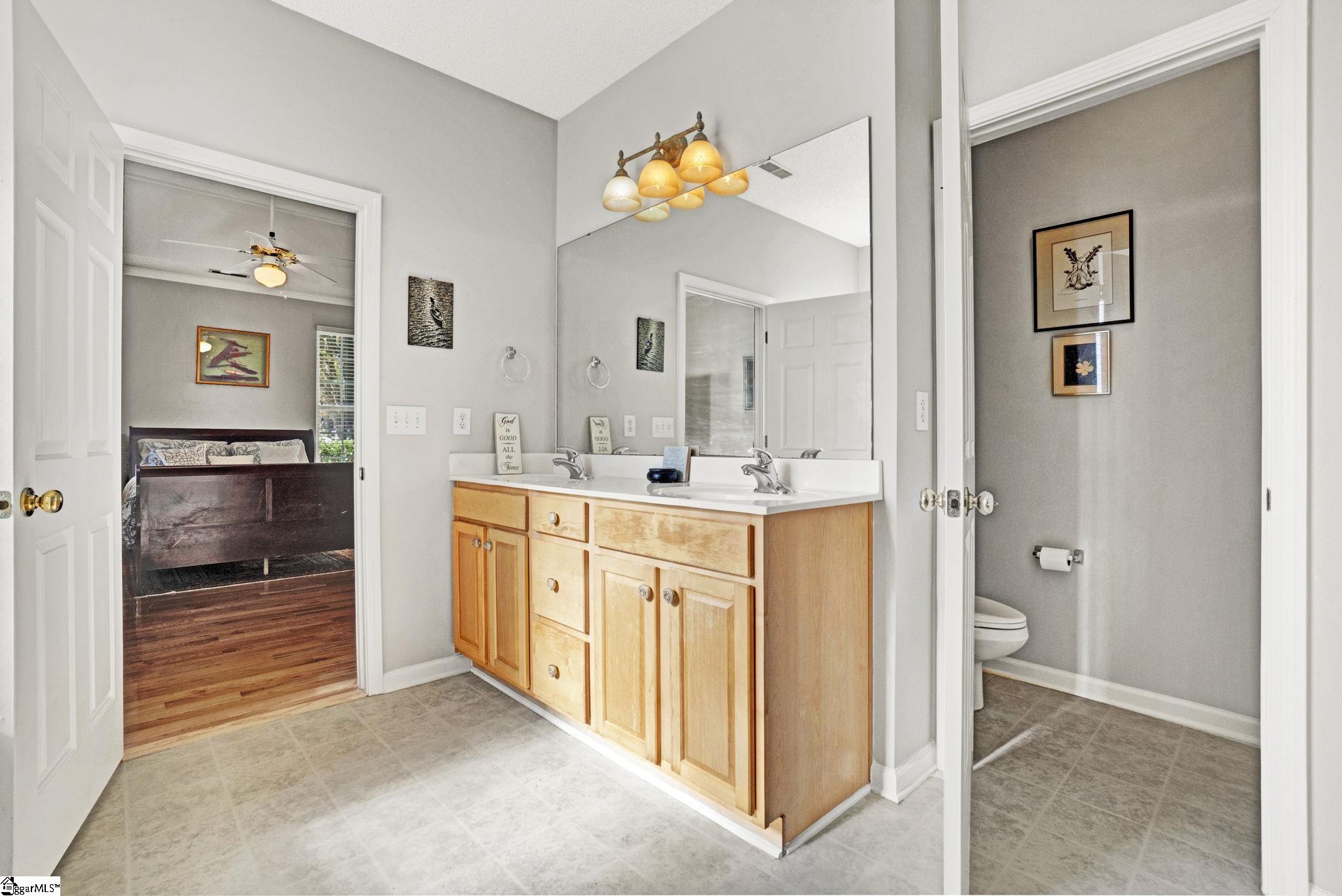 111 Lansfair Way Greenville, SC 29607 - Photo 22 of 42