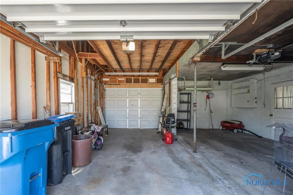 5734 Seaman Road Oregon, OH 43616 - Photo 12 of 42 Gallery Image 12