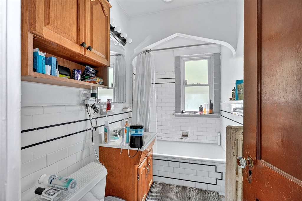 16-18 Russell Road Newton, MA 02458 - Photo 25 of 41 Gallery Image 25