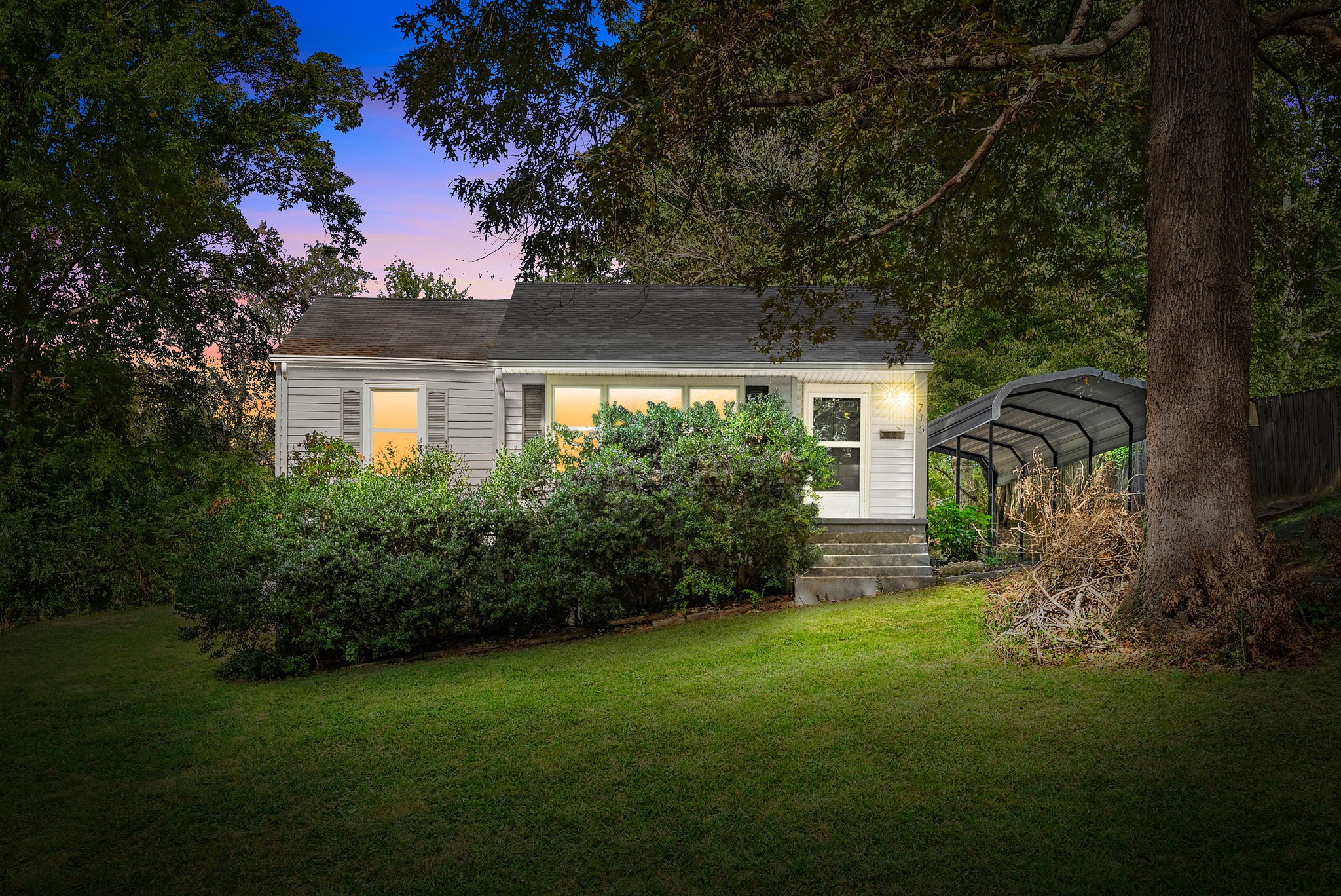 715 Ridgecrest Drive Clarksville, TN 37040 - Photo 1 of 10 Gallery Image 1