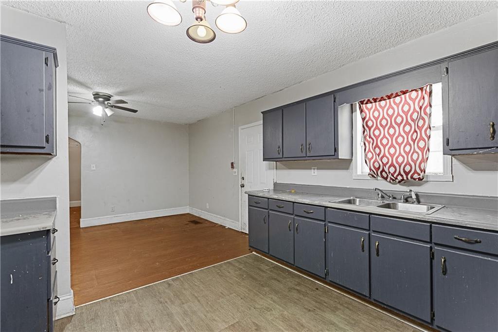 1067 Constitution Road Southeast Atlanta, GA 30315 - Photo 6 of 32 Gallery Image 6
